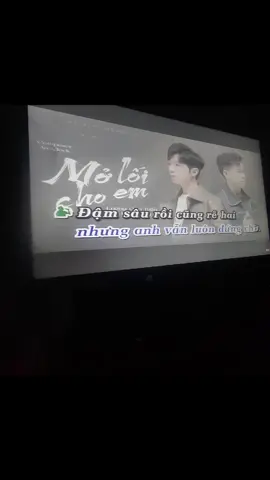 Đậm sau rồi cũng rẽ hai anh ngỡ rằng tình sẽ không phai #nhaccover #nhactamtrang #lyrics #anhat 