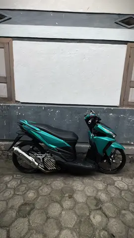 Beraama knalpot ganteng dari @aqill exhaust 🫦 #varioledold #vari #fypシ 