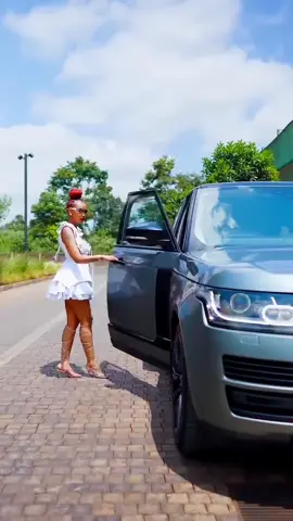 ONCE YOU GO RICH. YOU CAN NEVER GO BACK ..Click the link on my bio and purchase the 💄 #huddahthebosschick #huddahcosmetics #huddahmonroe #nairobitiktokers #nairobitiktokers🇰🇪 