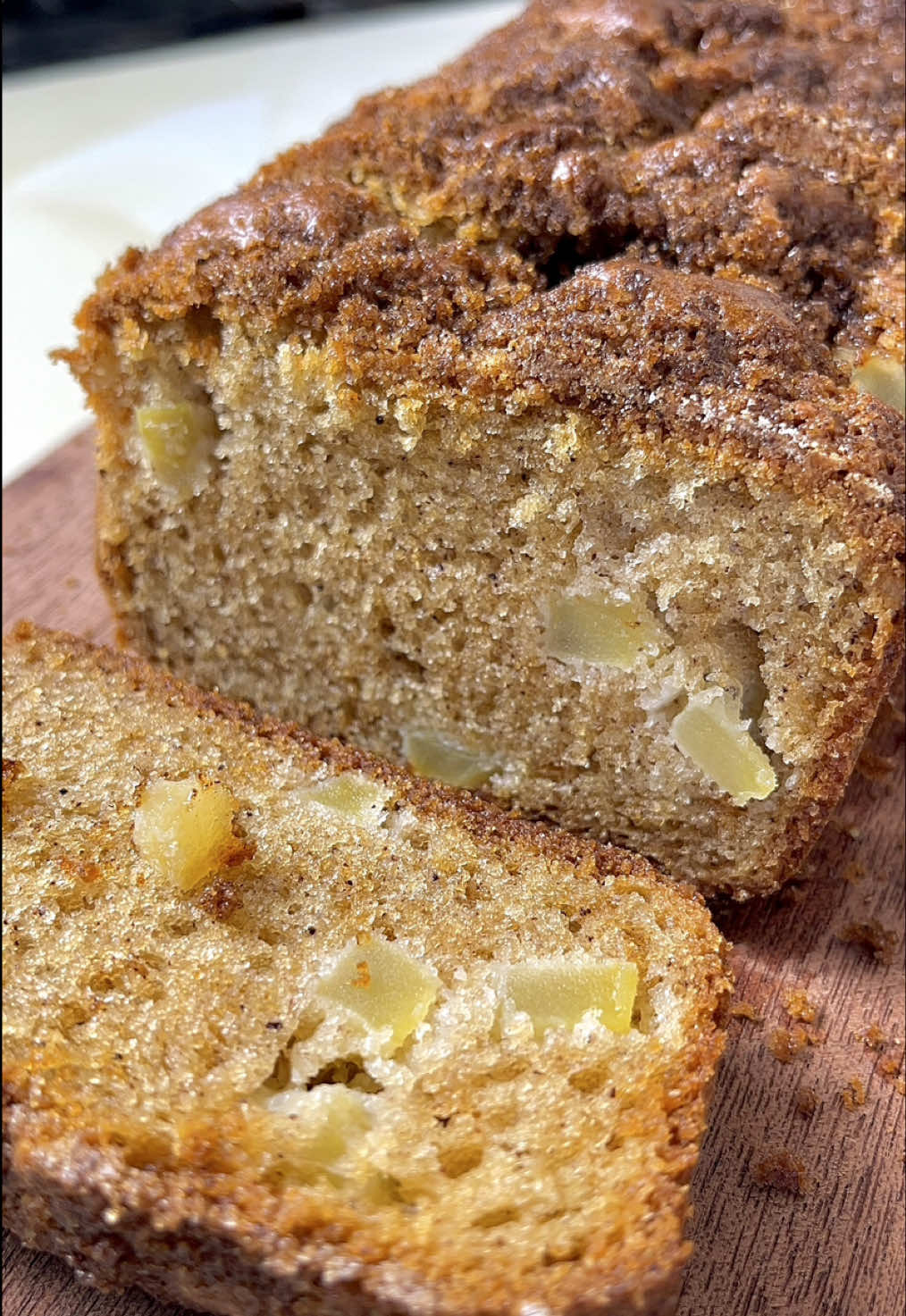 APPLE  CAKE - One peeled and cubed @pinkladyapples Apple - ⁠3/4 Cup  granulated sugar - 1 tsp Cinnamon - ⁠1/2 Cup Vegetable oil  - 2 eggs beaten - ½C Greek yoghurt - 1 tsp Vanilla Extract Dry Ingredients: - 11/2 C All purpose flour  - 2tsp Baking Powder  - 1/2tsp Baking soda  Cinnamon sugar Topping. - 1/4 c Brown sugar  - 1 tsp cinnamon  - 1 tbsp Butter  Bake at 350F (180°c) for 30-35 minutes #fyp #kamwari 