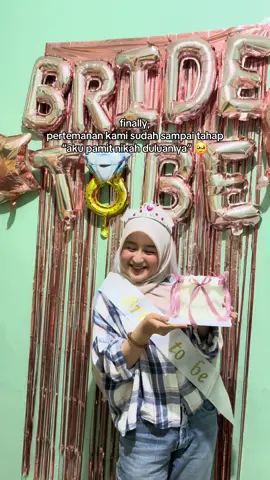#latepost ternyata yang pamit nikah dluan itu aku🥹🤏 huhu sehat sehat teman2ku semuanya, semoga segera menyusul🥹💘 #bridalshower #bridesmaids #bridetobe 