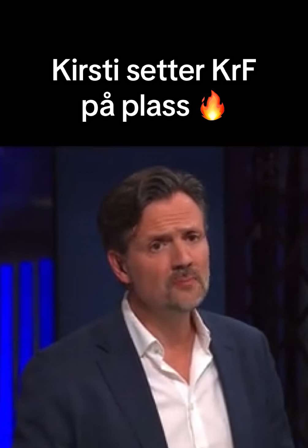 KrF sier de er opptatt av menneskeverd, liv og nestekjærlighet.  Samtidig nekter Ulstein og KrF å fordømme Isrạęls krigføring i Gaʒa. Det blir ikke mer hyklersk og lite empatisk enn dette. Da er det godt at SV-leder Kirsti Bergstø setter ham på plass✊ #debatt #nrk #valg #norge #freepalestine 