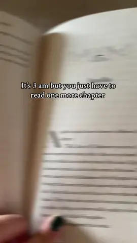 Definitely not me last night🤫🫣 #onemorechapter #3amvibes #reading #booktoker #enemiestolovers 