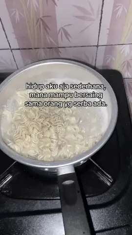 #makanku aja mie instan😓🥲#fyppppppppppppppppppppppp #masukberandamuu 