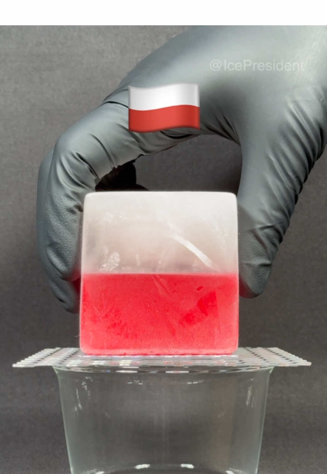 Can you guess the final color? 🇵🇱 Ice melt #colormixing #satisfying #relaxing #asmr #poland 