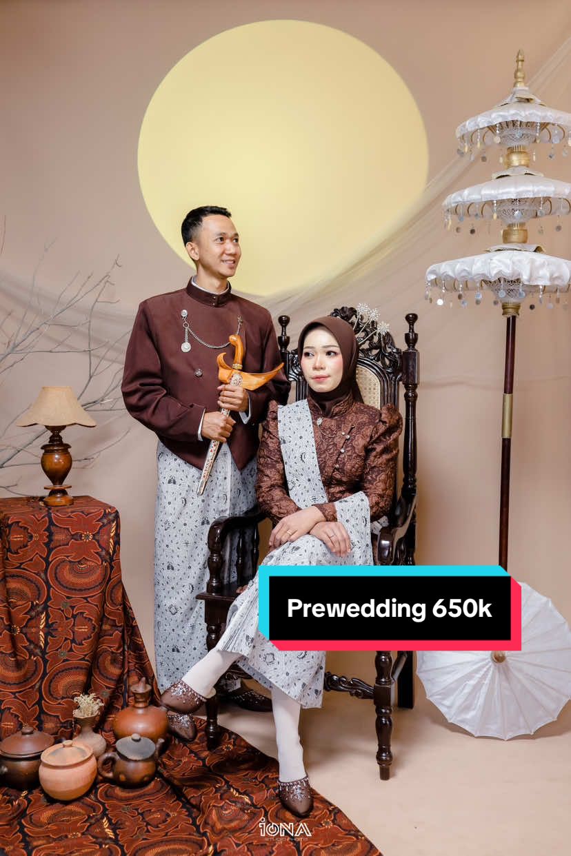 PREWEDDING ADAT JAWA 650k Include: -Fotografer -Makeup -kostum 1 pasang -aksesoris -sendal -properti -free hijabdo -15 file edit -unlimited photo Lokasi jl. Surabaya Malang Ds.Lemahbang Dsn.Tambak Sukorejo Pasuruan, Jawa Timur #preweddingmurah #preweddingpandaan #preweddingbangil #preweddingjawatimur #fyp 