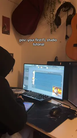 do you relate? 😭 #producersoftiktok #producermemes #flstudio #fyp #producer 