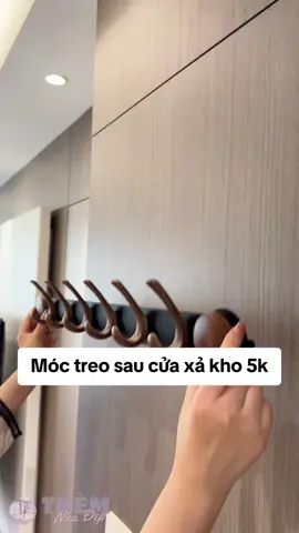 Móc treo sau cửa