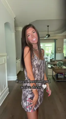 Actually so obsessed with this dress!! #camo #bottomlandcamo #activewear #ootdfashion #tiktokshopcreatorpicks 