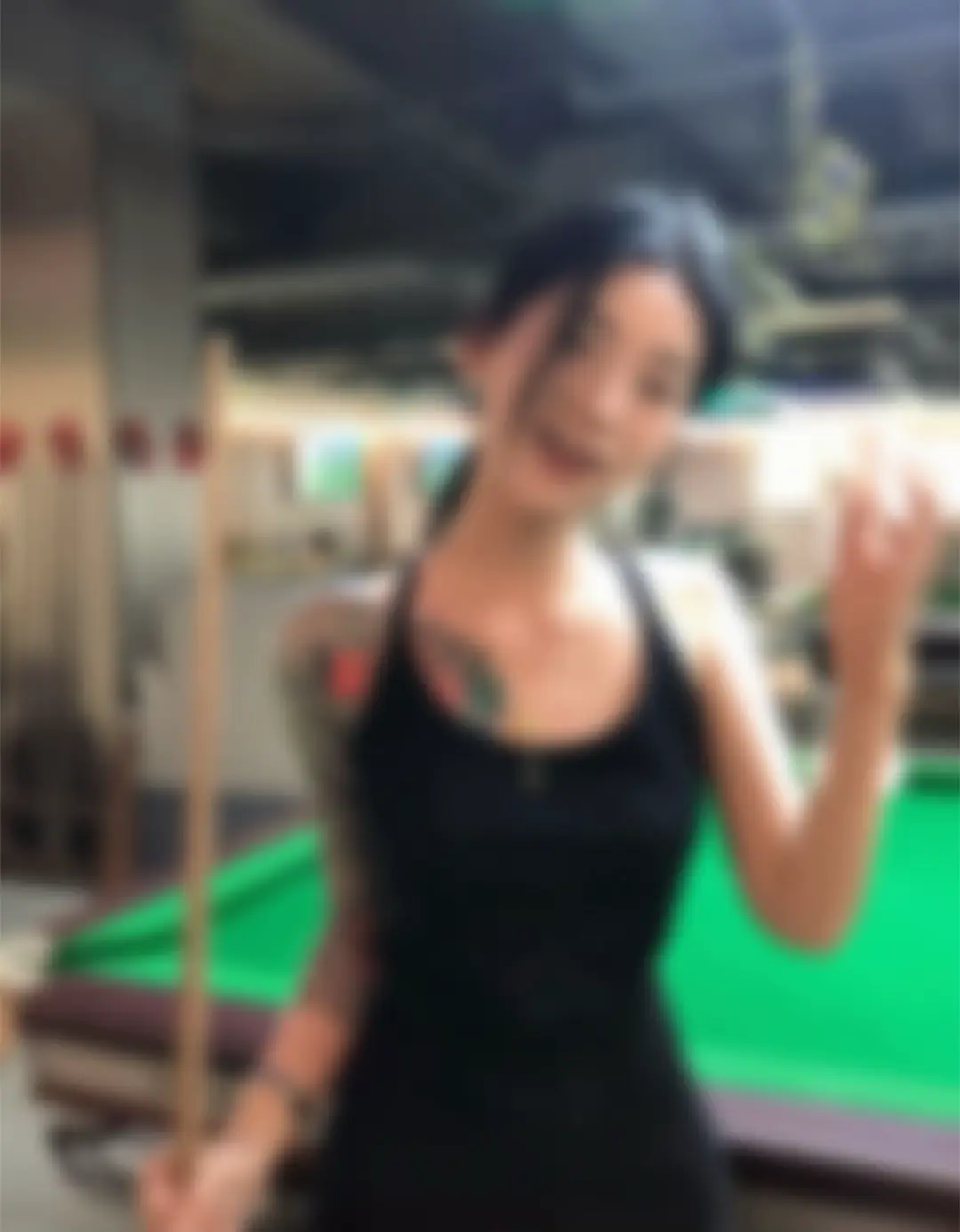 人的眼睛是黑的,心是红的,但有时眼睛一红,心也就黑了。. 