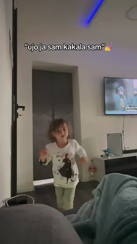 😂