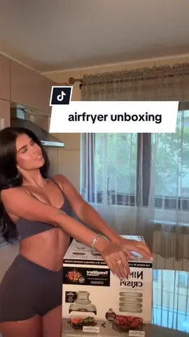 i loove ittt😍deja l am folosit si am postat un video pe insta aalexiamihai ✨👩🏽‍🍳 va astept si acoloo #ninjacrispi #cooking #girly #airfryer 