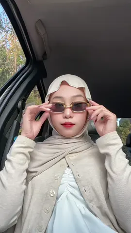 Ih salfok sm matanya seremm ga nyatu sm filternya😭😭🤣 tapi kacamatanya cakeppp✨ #kacamata #kacamataphotocromic 