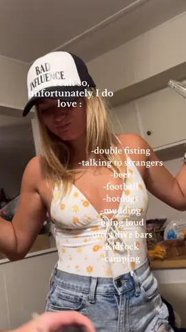Girl put them down they’re EMPTY 