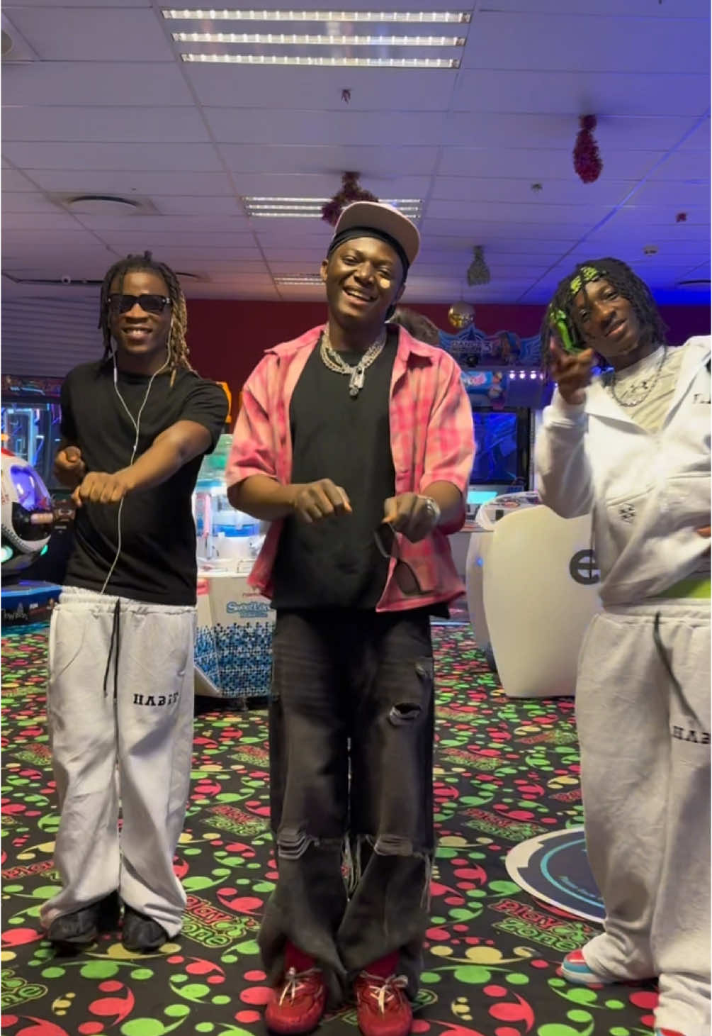 @Chella on this😂🔥W/ @1cloutdipson @Vince🙂🏆 