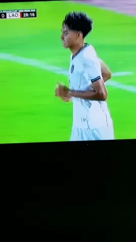 Cuma rafael tadi kelihatan perannya, yang lain kok maiinya grasak grusuk tidak ada pola sumpah gak jelas !! #football #rafaelstruick #timnasu23 #laos 