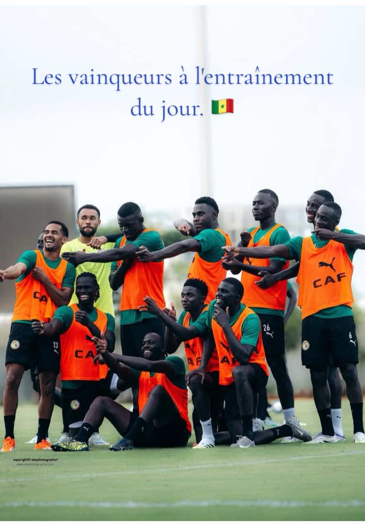 Les vainqueurs à l'entraînement du jour. #sénégalaise #be #football @GaindeYi #🦁 