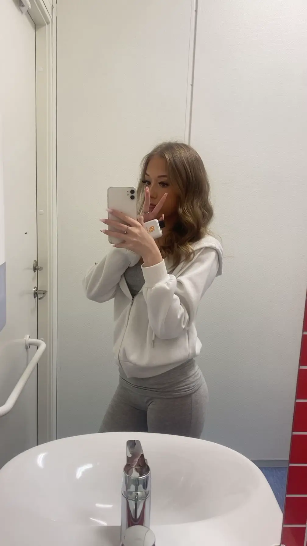 😋✌🏼#foryoupage #fördig #photodump #fyp #cjute 