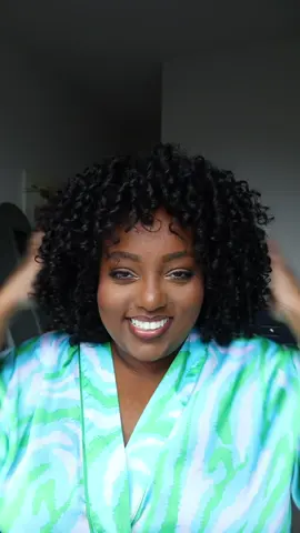 Curl refresh with @Aussie Hair USA products. These are my tried and trues! I’ve been using Aussie products to revive my curls for over a decade and they never miss! What’s a go to product that you keep in your rotation? #naturalcurls #naturalhair #curlyhaireoutine #curlhairtutorial 