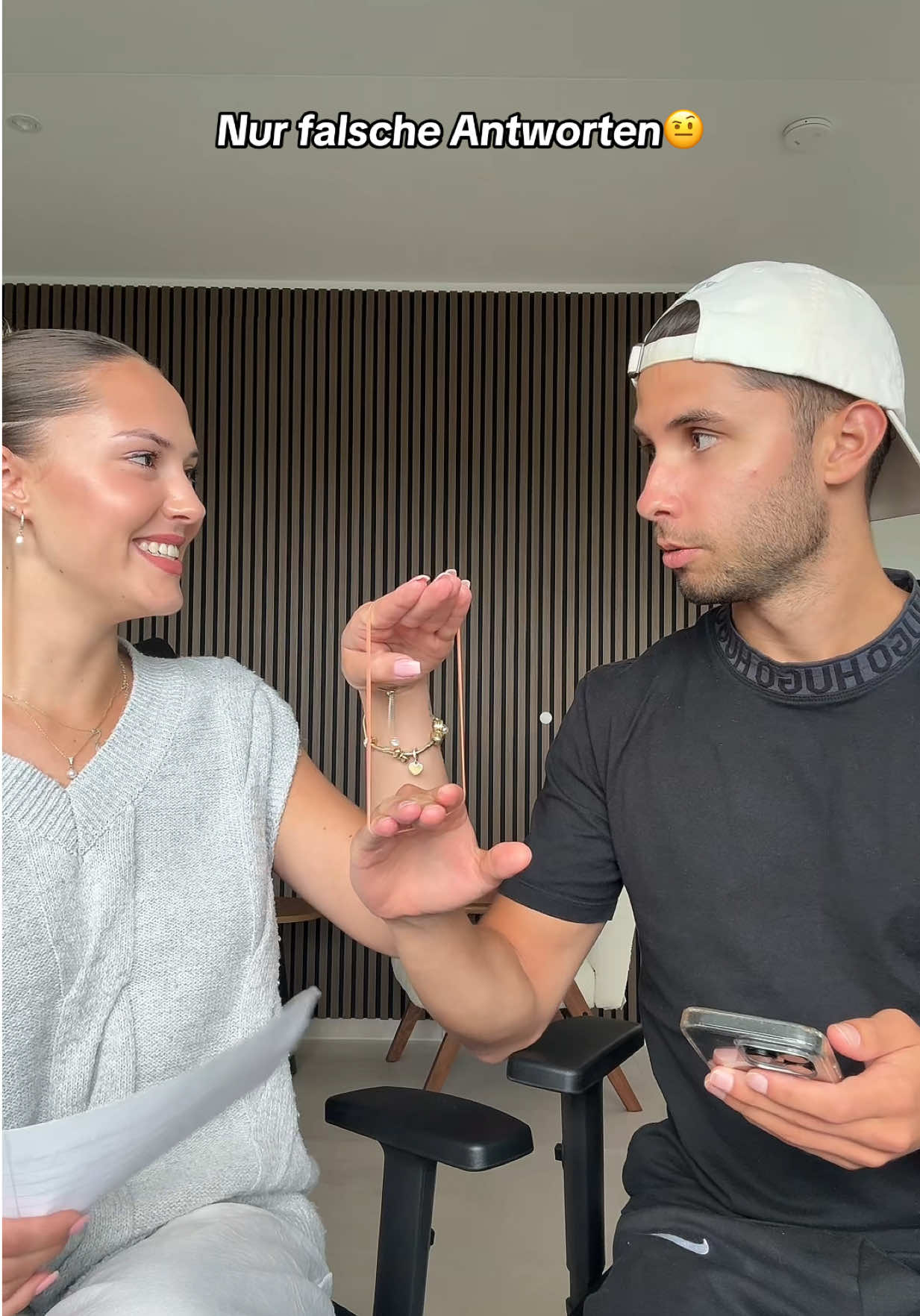 Lukas ist irgendwie besser in dem Spiel @Lukas Anca 🥹😭 #liaroul #liaundlukas #couplegoals #fragenbeantworten 