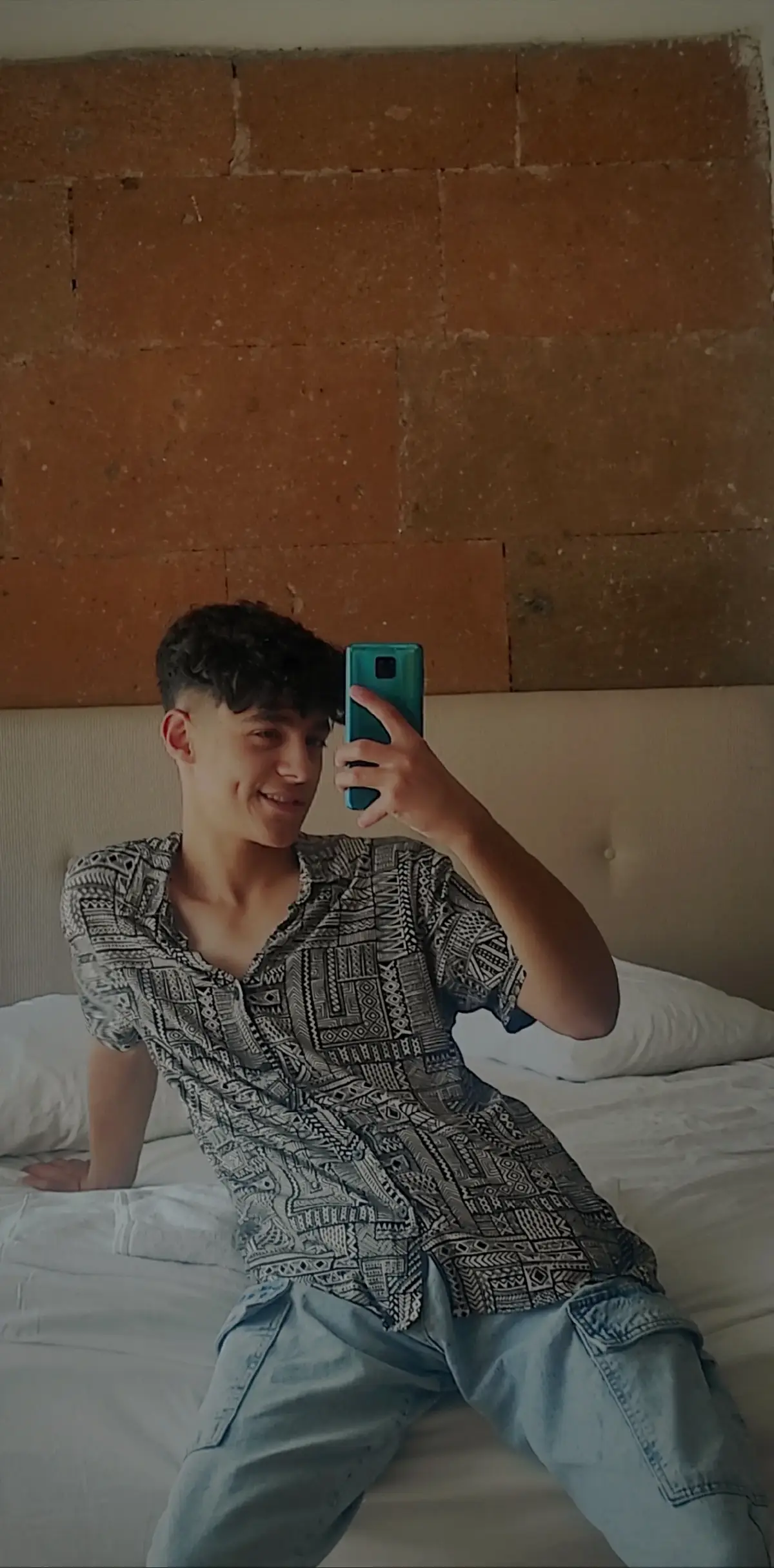 🫂👑