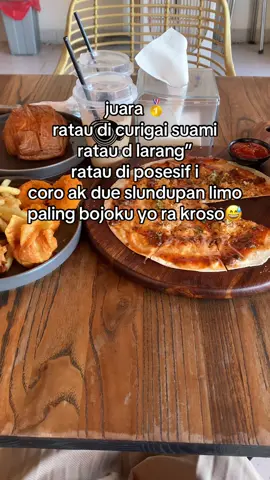 🤭