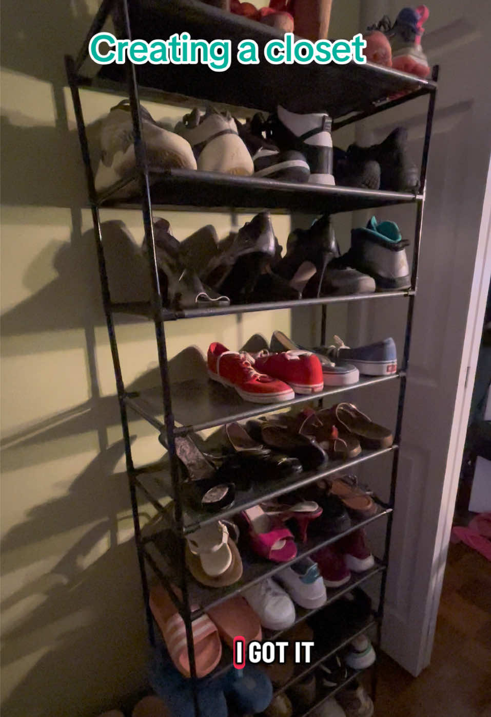 #shoerack #closet #shoerackorganizer #closetorganization #closetgoals 