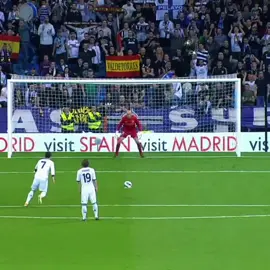 Lực sút CR7 #Soccer #bongda #football 