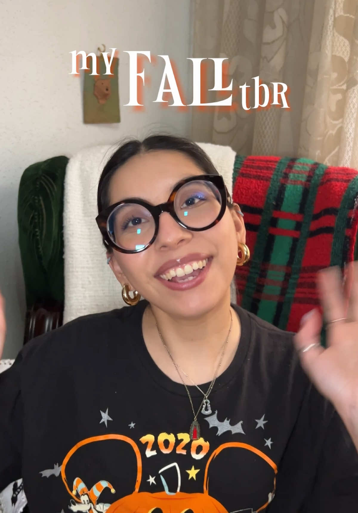 my fall/autumn/halloween tbr 🧡🍂🎃 I filmed this last week & I actually already finished bride last night! ❣️ I really enjoyed it! What’s on your fall tbr list? & let me know your thoughts on mine! my list ✏️ • Bride - Ali Hazelwood ✅ • Rouge - Mona Awad • The Caraval Series - Stephanie Garber • Long Live the Pumpkin Queen - Shea Ernshaw • The Cinnamon Bun Book Store - Laurie Gilmore • Somewhere Beyond the Sea - TJ Klune • The Spellshop - Sarah Beth Durst • Horror Movie - Paul Tremblay • Red Rising Series - Pierce Brown • The Rose Bargain - Sasha Peyton Smith • Quicksilver - Callie Hart • Immortal Dark - Tigest Girma • Witchcraft for Wayward Girls - Grady Hendrix • Love Letters to a Serial Killer - Tasha Coryell  • Home Before Dark - Riley Sage #BookTok #fypppp #fypbooks #viralbooktok #falltbr 