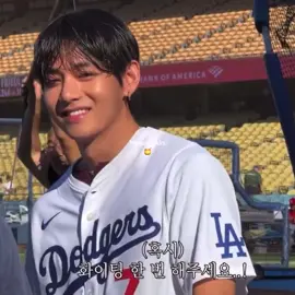 so pretty #taehyung #kimtaehyung #v #foryoupage 