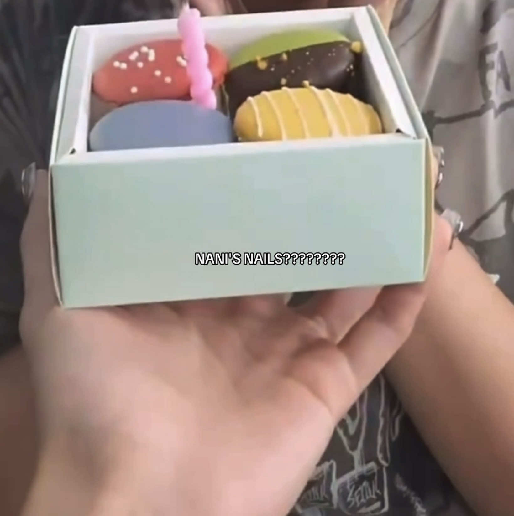 นานิทำเล็บหรอ ใช่ไหมม😭  #hirunkit_ #นานิหิรัญกฤษฎิ์ 