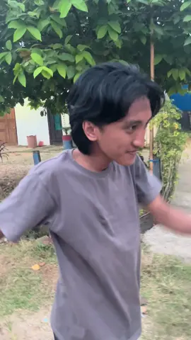 sudah siap mengisi barisan lomba gerak jalan nich