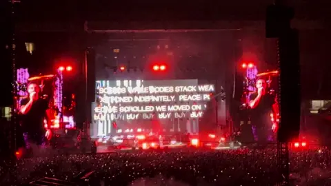System of a Down at Soldier Field - 8/31/25 opening number B.Y.O.B. #soad #systemofadown #systemofadownconcert #systemofadownlive #byob 