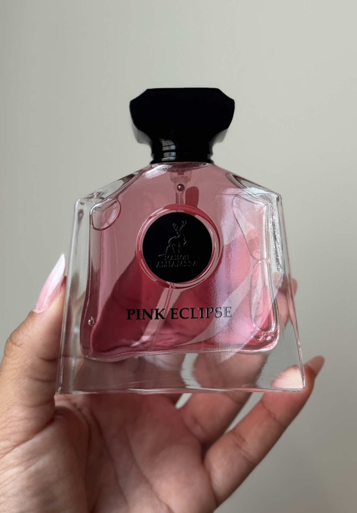 Pink eclipse disponível por R$230,00 #perfumesarabes #perfumesfemeninos #pinkeclipse #pradaparadoxe #shoppingpopularcuiaba 
