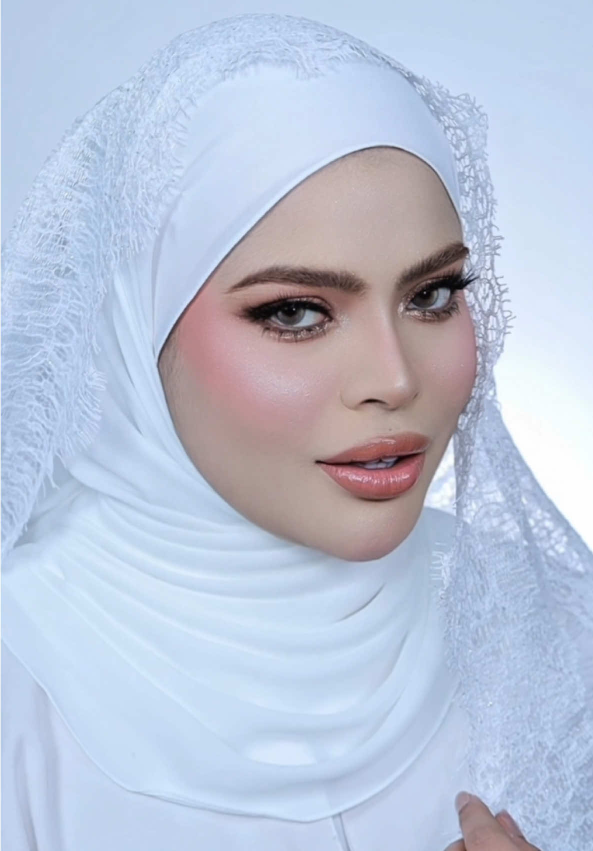 NYAK LISA 🤍  #makeup #nyaklisa #makeupfyp #muanikah #muaklselangor #fyp @Nyak Lisa 
