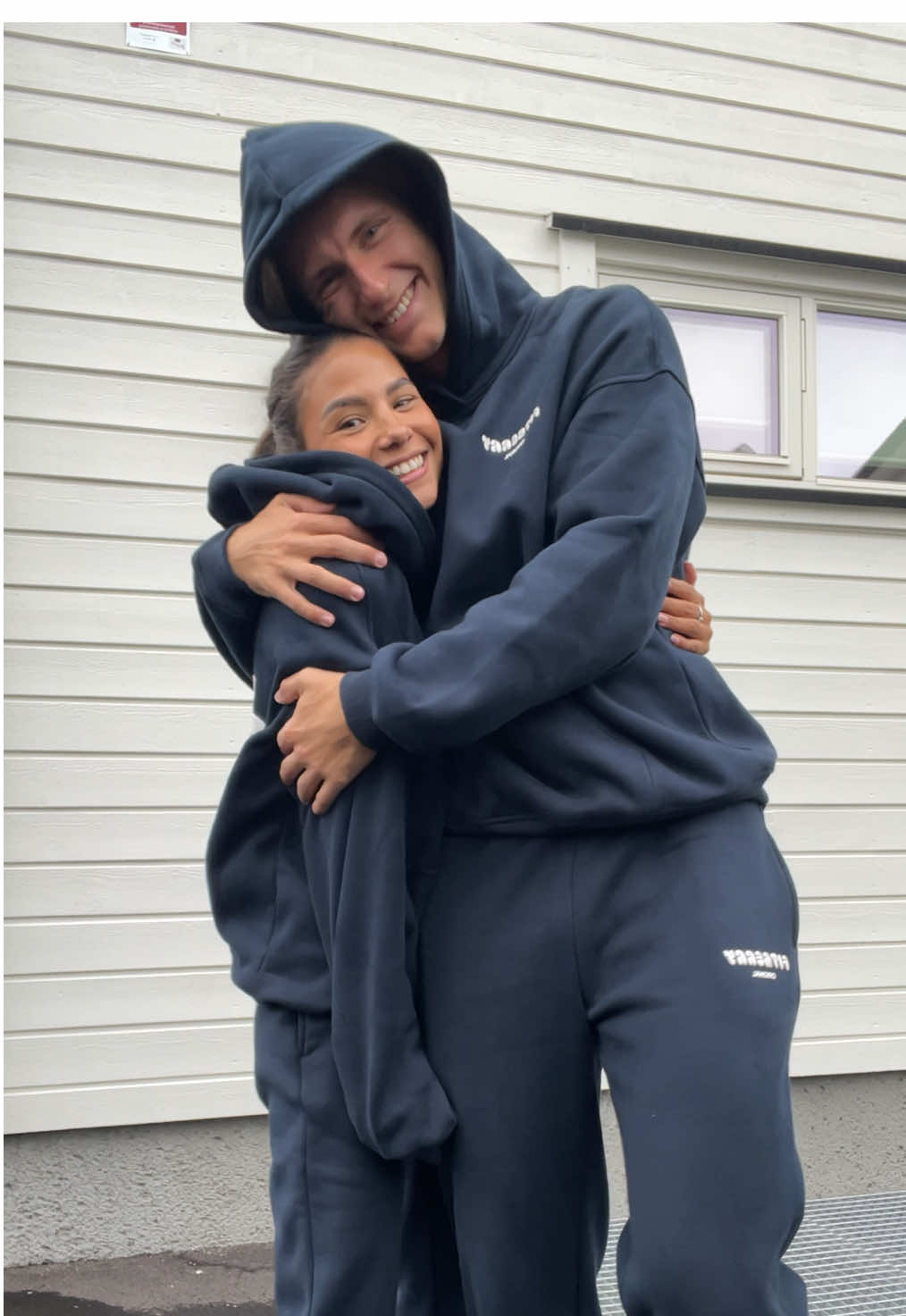 Advertising @FITBERRY® 💙 this is your sign to get a matching tracksuit with your boyfriend #fyp #boyfriend #matchingset #couple #chilloutfit 