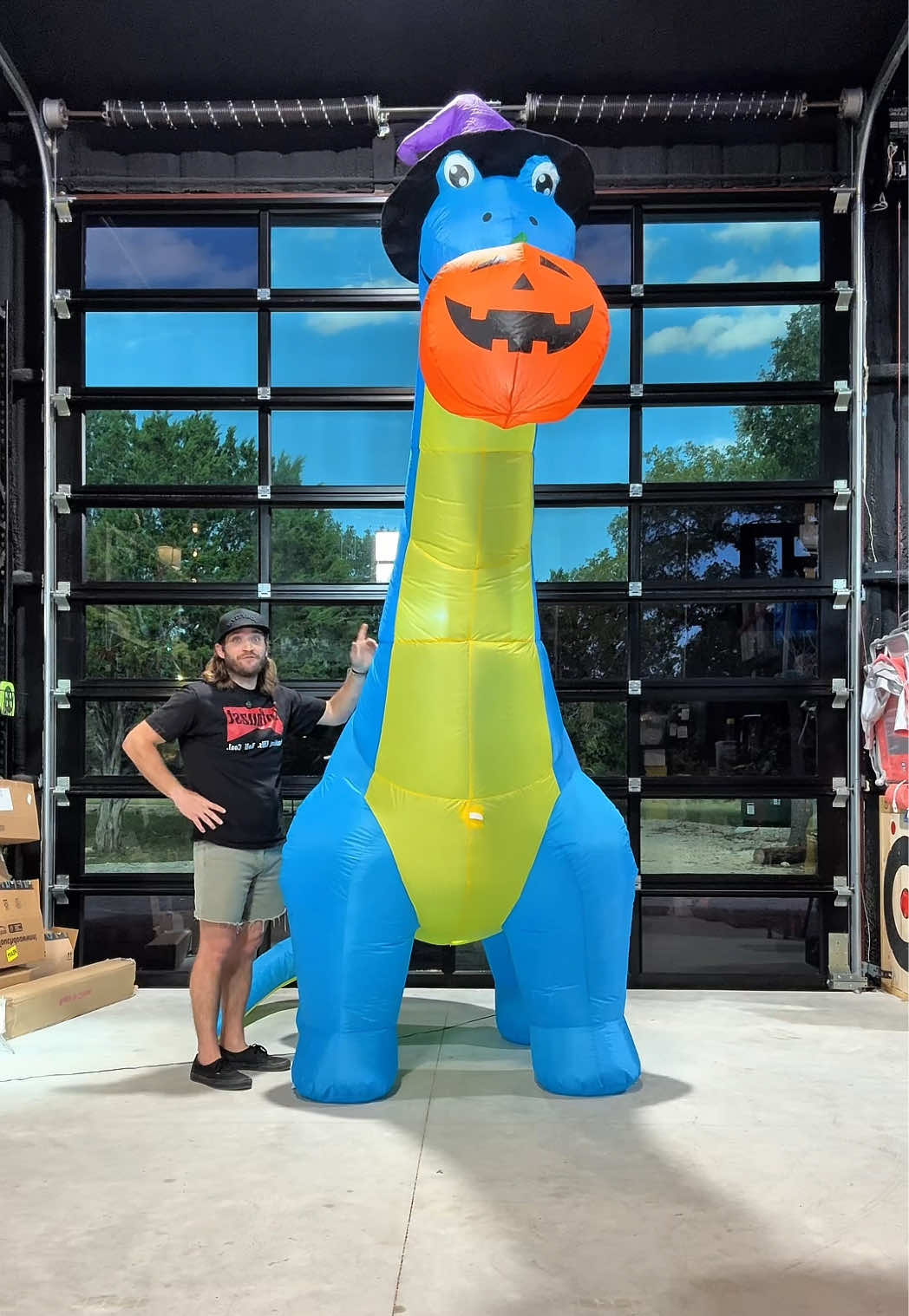 Inflatable Halloween Dinosaur! #halloweendecor #halloween #halloweendecorations #halloweeninflatables 