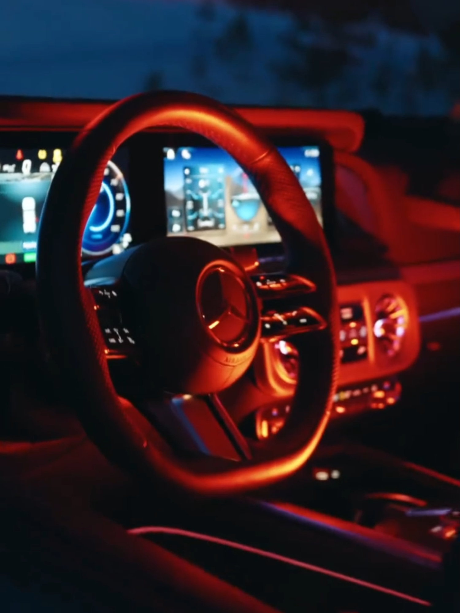 Darkness can’t hide boldness. Meet the illuminated G 580. ⚡ #luxury #luxurylifestyle #luxurycars #luxurylife #luxurycar #supercar #fyp #foryoupage #foryou