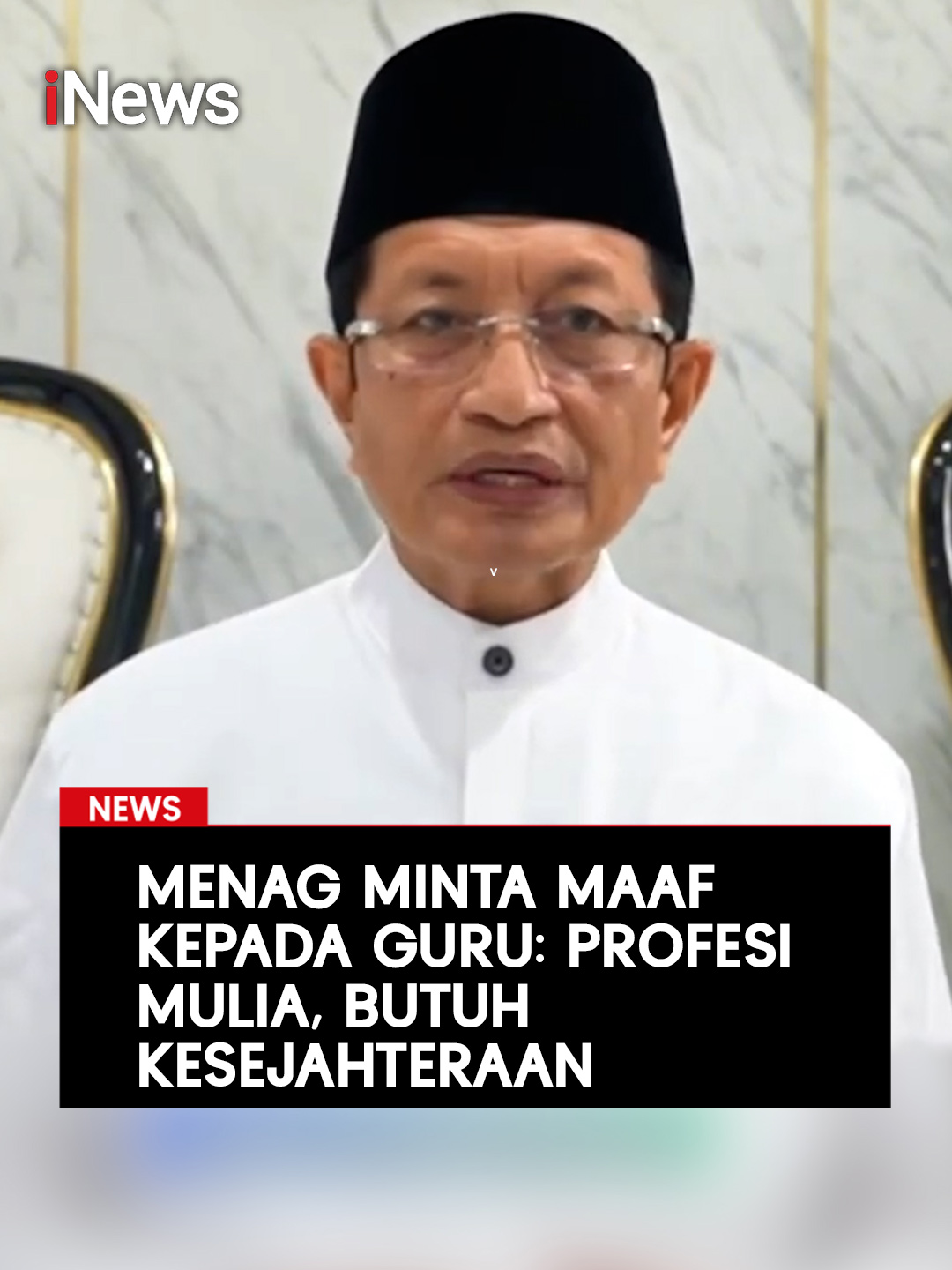 Menteri Agama (Menag) Nasaruddin Umar menyampaikan klarifikasi dan meminta maaf setelah ucapannya 'kalau mau cari uang, jangan jadi guru, jadi pedaganglah' viral. Nasaruddin mengatakan tak bermaksud menyakiti dan merendahkan guru. Dia mengatakan dirinya juga seorang guru. Atas dasar itu, Nasaruddin memahami guru juga butuh kesejahteraan yang layak. Baca selengkapnya hanya di  https://www.inews.id/news #iNews #MenteriAgama #NasaruddinUmar #Guru