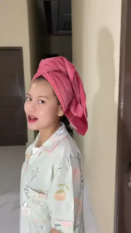 Untung lh gak ada dinda 