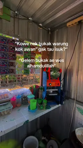Mampir mbak #bojonegoro #usahasendiri #stand #jualan 