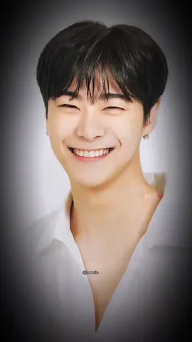 #CapCut 2ឆ្នាំហើយដែលអ្នកចាកចេញទៅMoonBin.💔🕊️បញ្ជាក់:ខ្ញុំមិនមែនជាfanគាត់ទេតែខ្ញុំស្គាល់និងធ្លាប់ស្តាប់បទរបស់គាត់ពីមុនមក🥹#astro #moonbin #fyp #rip 