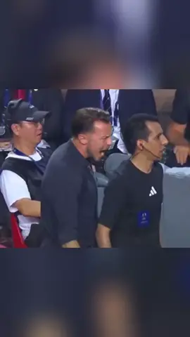 ماتياس يجدد مع الاهلي 🤩💚👑 هذا الرجل تحمل وكافح وعمل وأسس الفريق ويحتاج منا كل الاحترام ودعمة وراح يقدم الأفضل أنا متأكدة باذن الله لانه صنع روح والتحام مع اللاعبين وتناغم وانسجام عظيم الف مبروك وباذن الله يحقق المزيد من البطولات مع نادينا 🌟💚🤍#explore #الاهلي_فوق_الجميع #fup #الاهلي_عشق_لاينتهي #ماتياس_يايسله @النادي الأهلي السعودي 