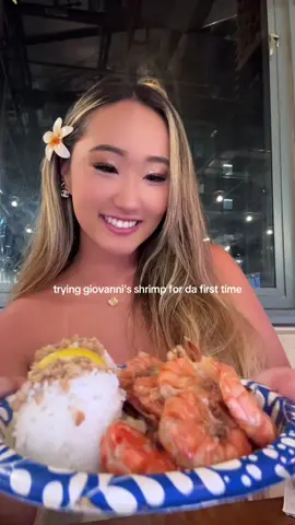 the og truck was on the other side of the island, so i was so happy to find they had a little shop in this food court😛🤙 #giovannishrimptruck #oahu #hawaii #oahueats #fyp 