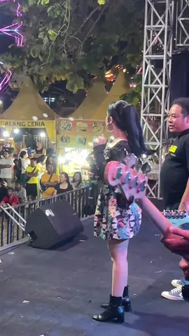 One Pro @ONE PRO MANAGEMENT @sahabat ONE PRO @sbpromosindobali #fyppppppppppppppppppppppp #pasarrakyat #dangdut 