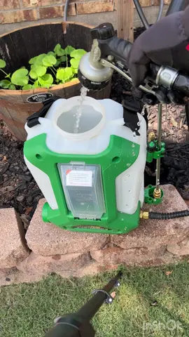 Pre Emergent Time! #specticleflo #bermuda #lawncare #fyp @FlowZone 