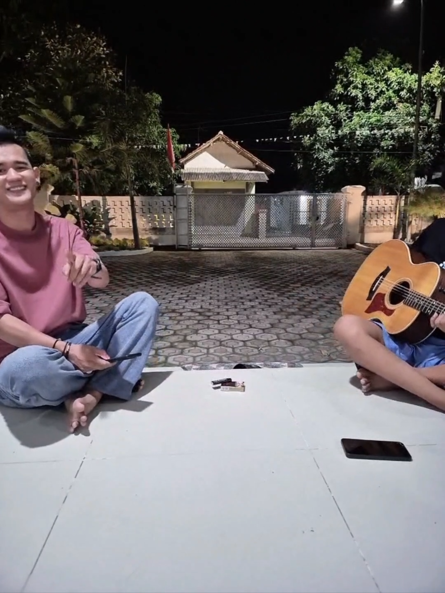 Hobah.. Bujangan #rhomairama @rama_eru 