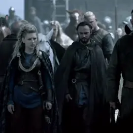انه ملك الان 👑 #ragnarlothbrok #راغنار #fyp #foryou #foryoupage #explore 