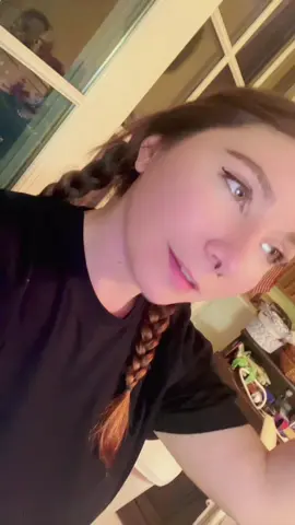 You remember bc how could you forget 😌 #lesbiansoftiktok #prettygirlsoftiktok #confidence 