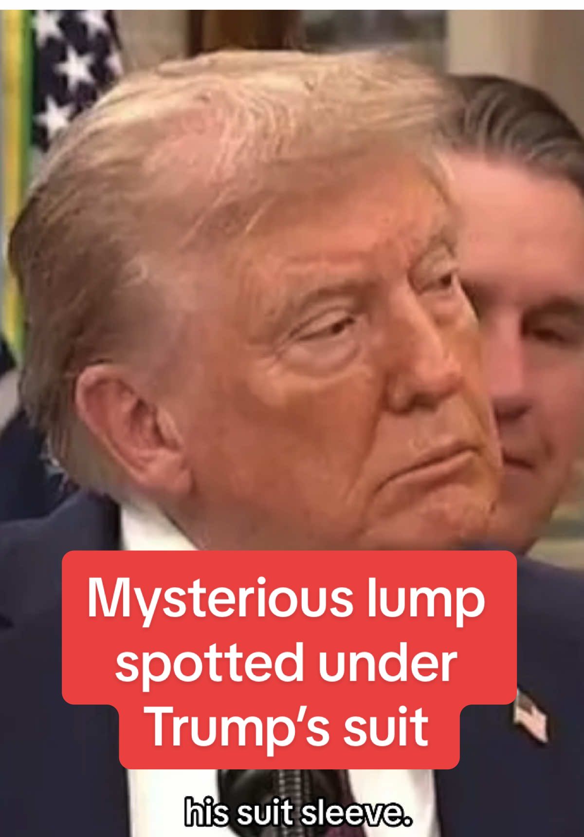 Mysterious lump spotted under  Trump’s suit #fyp #breakingnews 